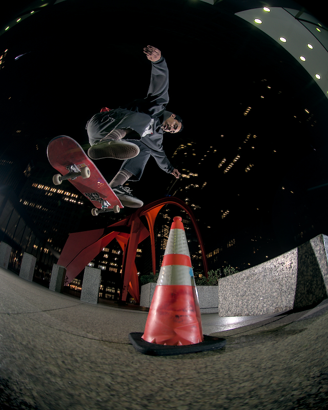 Alex Quiroz. Nollie Bs Flip.